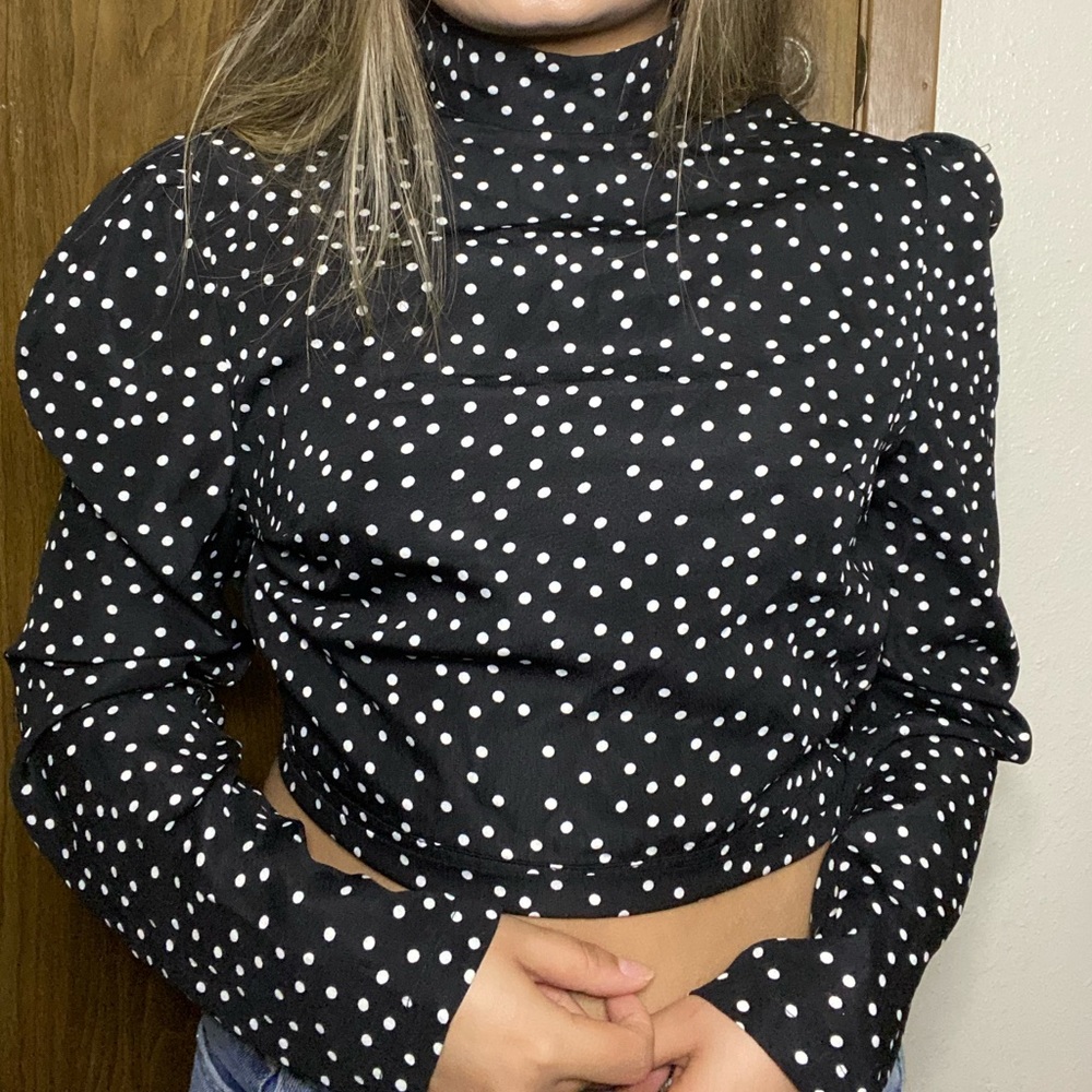 Puff sleeve backless top